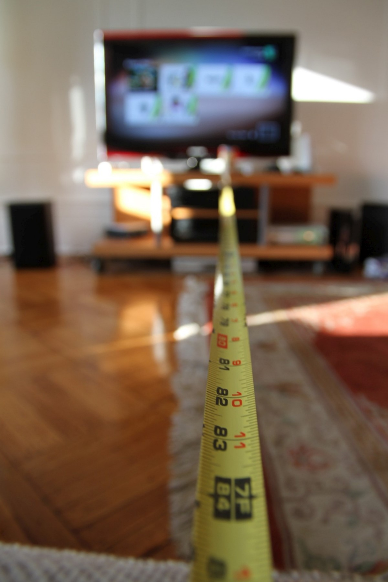 Illustration for article titled Configuring A Room For Kinect: A Tale of Two Homes